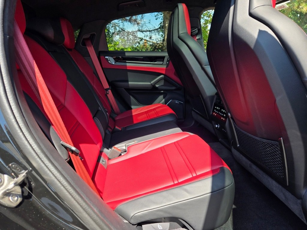 New 2026 Porsche Cayenne GTS image 35