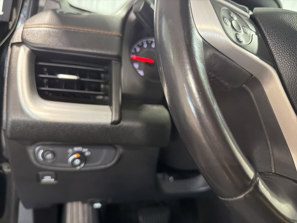 Certified 2019 GMC Terrain SLE w/ Driver Convenience Package AWD/4WD image 25