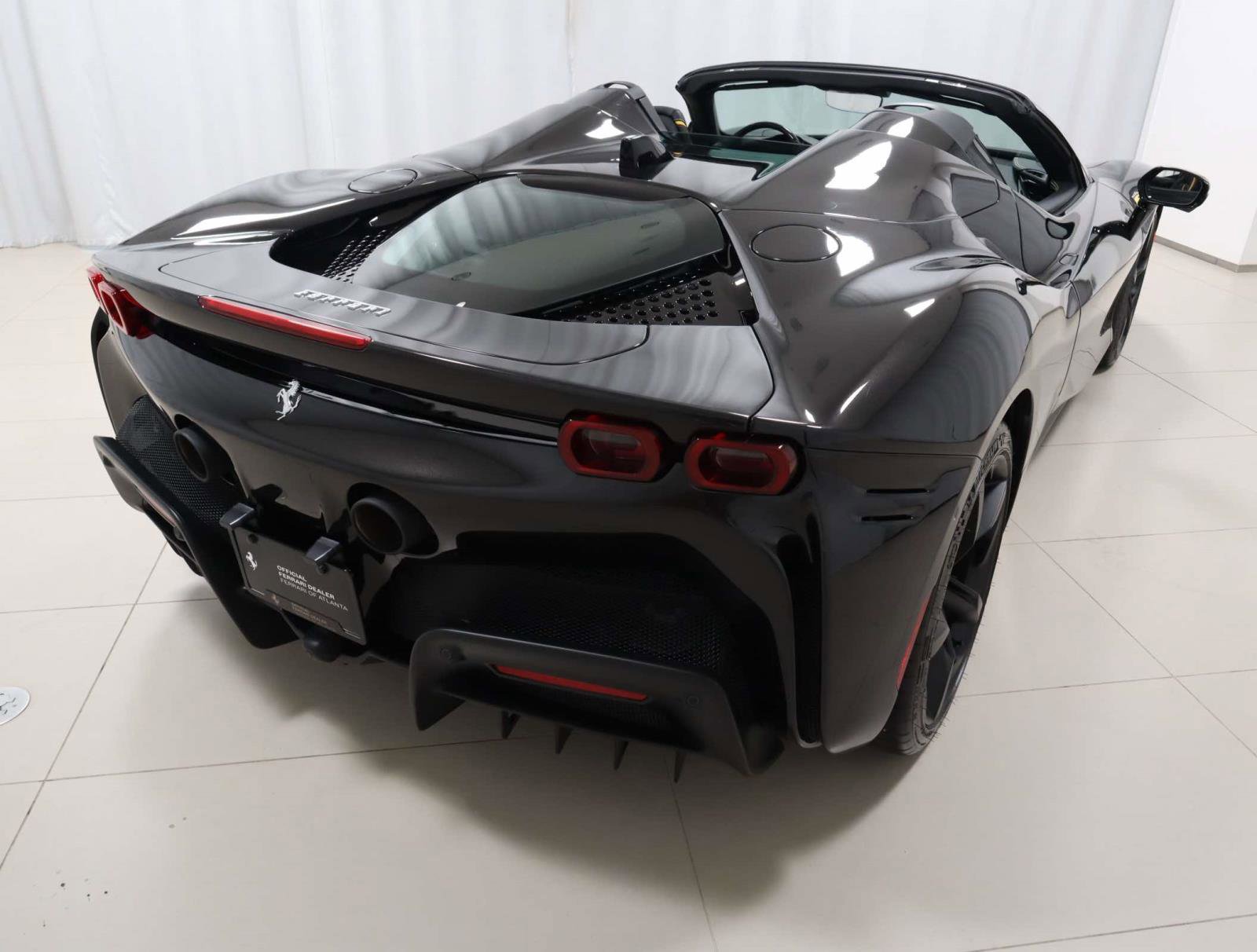 Certified 2025 Ferrari SF90 Spider AWD/4WD image 10
