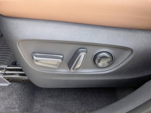 New 2026 Toyota Grand Highlander AWD Hybrid image 20