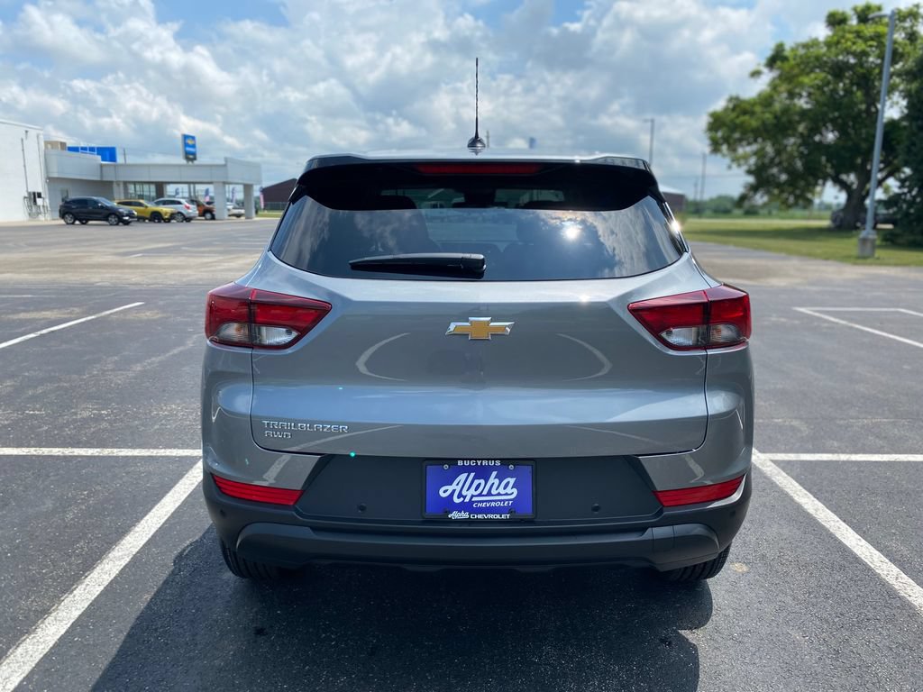 New 2026 Chevrolet TrailBlazer LS w/ LS Convenience Package AWD/4WD image 6