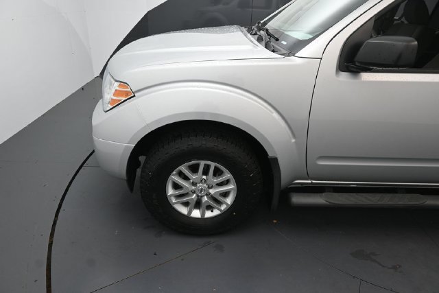 Used 2019 Nissan Frontier SV w/ Value Truck Package RWD image 9