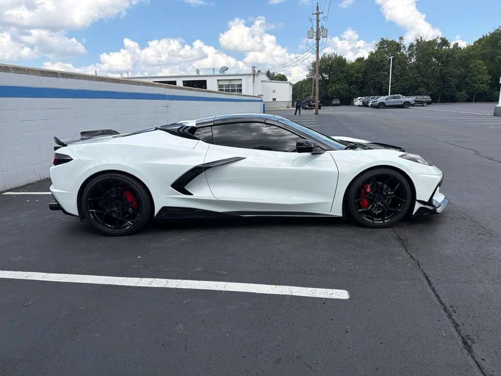 Used 2023 Chevrolet Corvette Stingray Preferred Cpe w/ Stealth Interior Trim Package RWD image 6