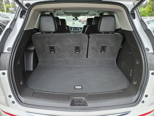 Used 2020 Buick Enclave Avenir w/ Avenir Technology Package AWD/4WD image 12