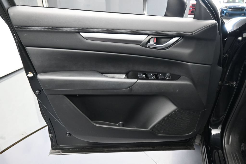 Used 2025 MAZDA CX-5 AWD 2.5 S w/ Select Package image 13