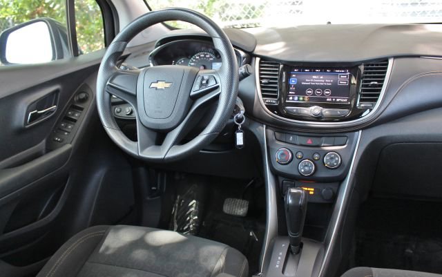 Used 2020 Chevrolet Trax LS image 13