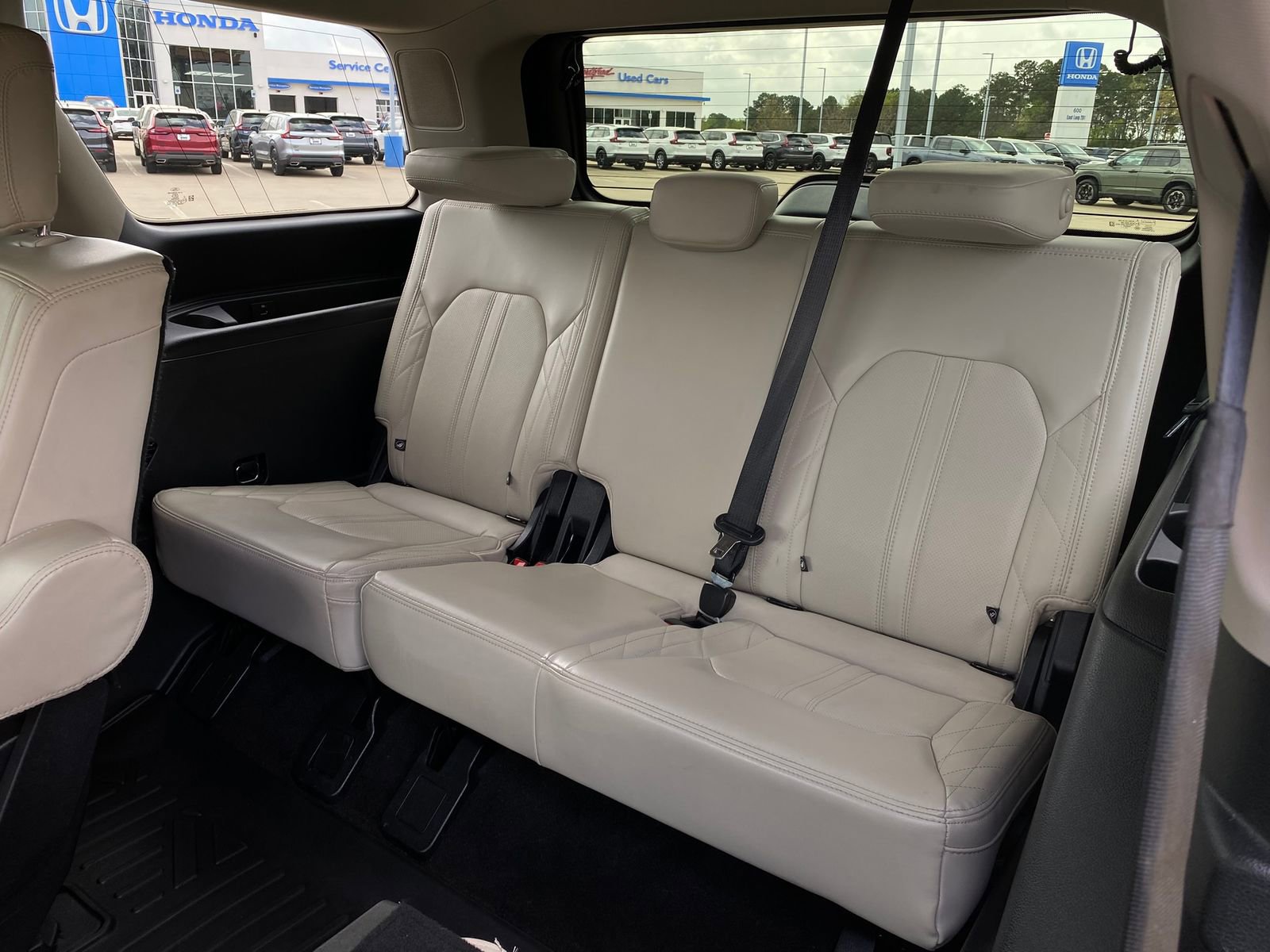Used 2020 Ford Expedition Platinum image 30