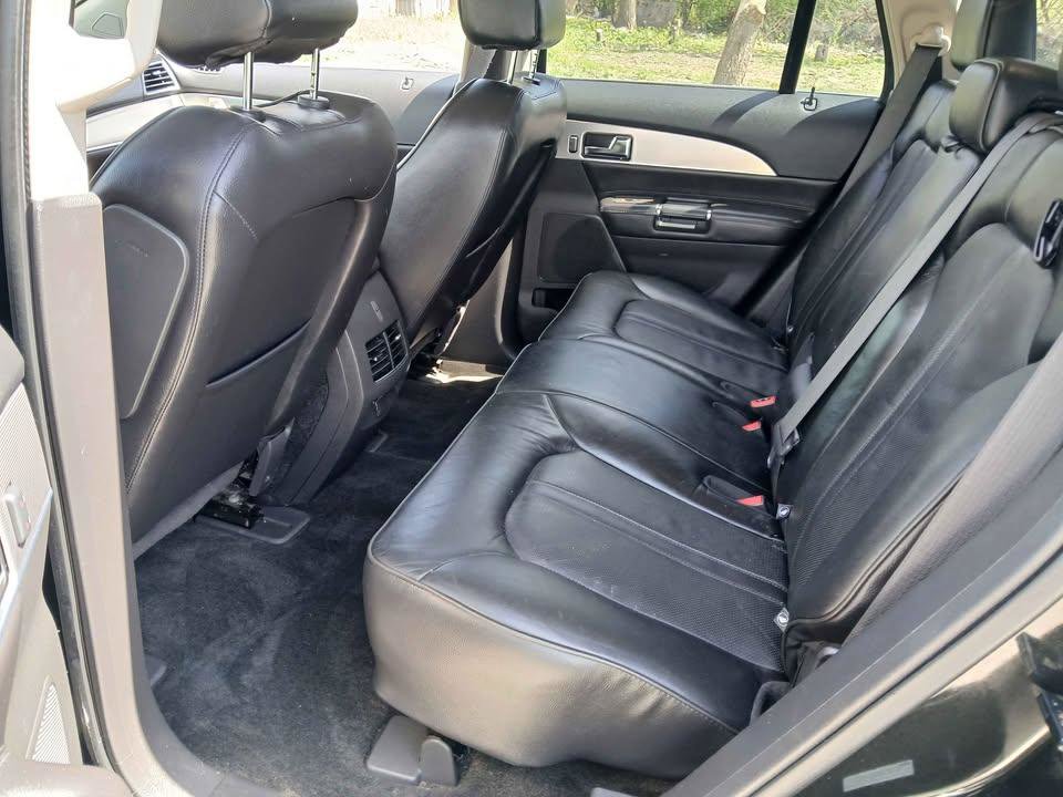 Used 2013 Lincoln MKX AWD image 15