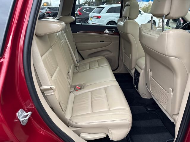 Used 2012 Jeep Grand Cherokee Limited w/ Trailer Tow Group IV image 10