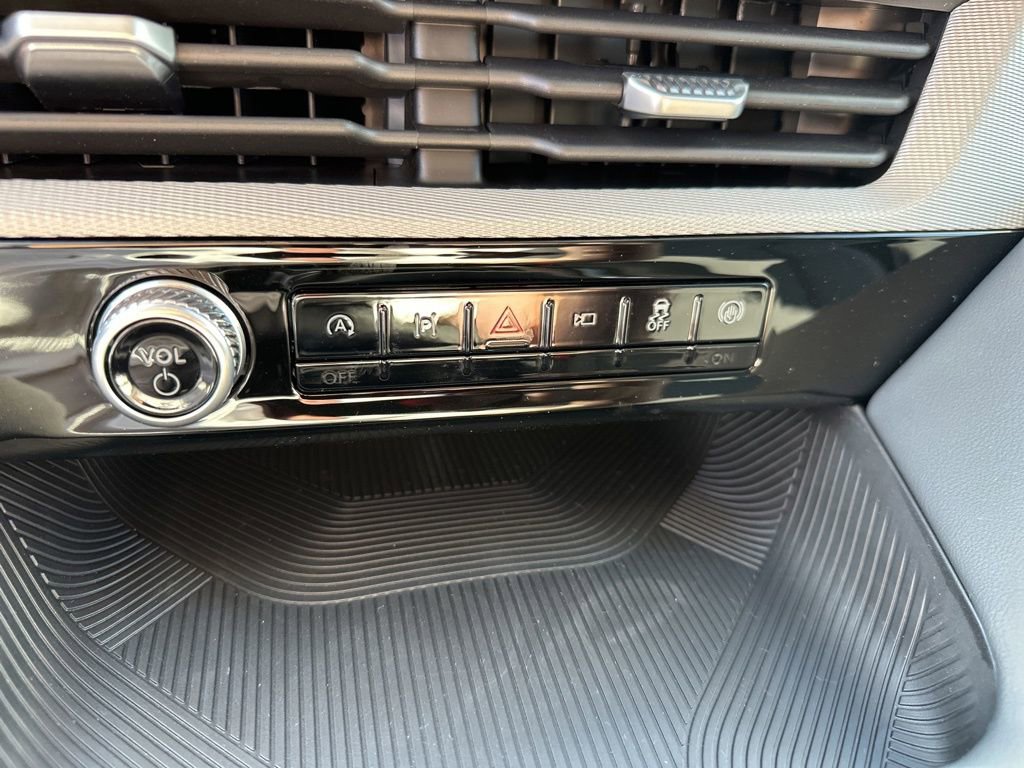 New 2026 Ford Explorer Active image 27