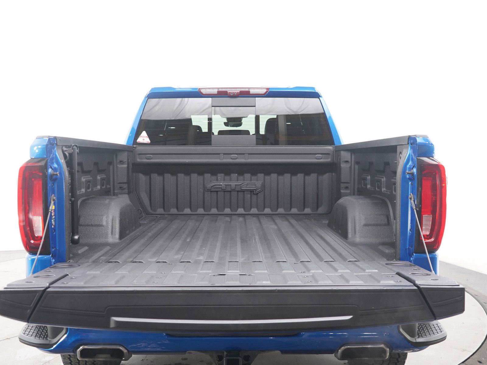 Used 2022 GMC Sierra 1500 AT4 w/ AT4 Premium Package image 16