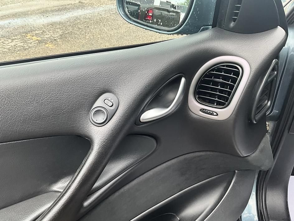 Used 2006 Pontiac GTO RWD image 13