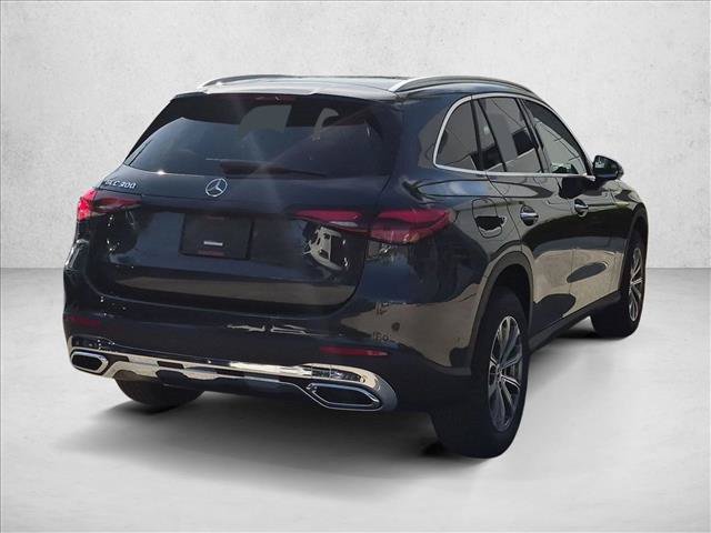 New 2026 Mercedes-Benz GLC 300 image 2