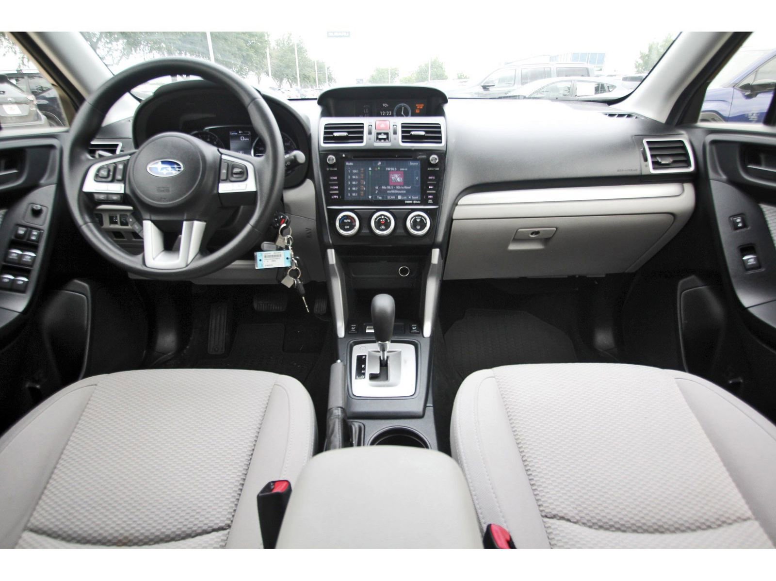 Used 2017 Subaru Forester 2.5i Premium AWD/4WD image 9
