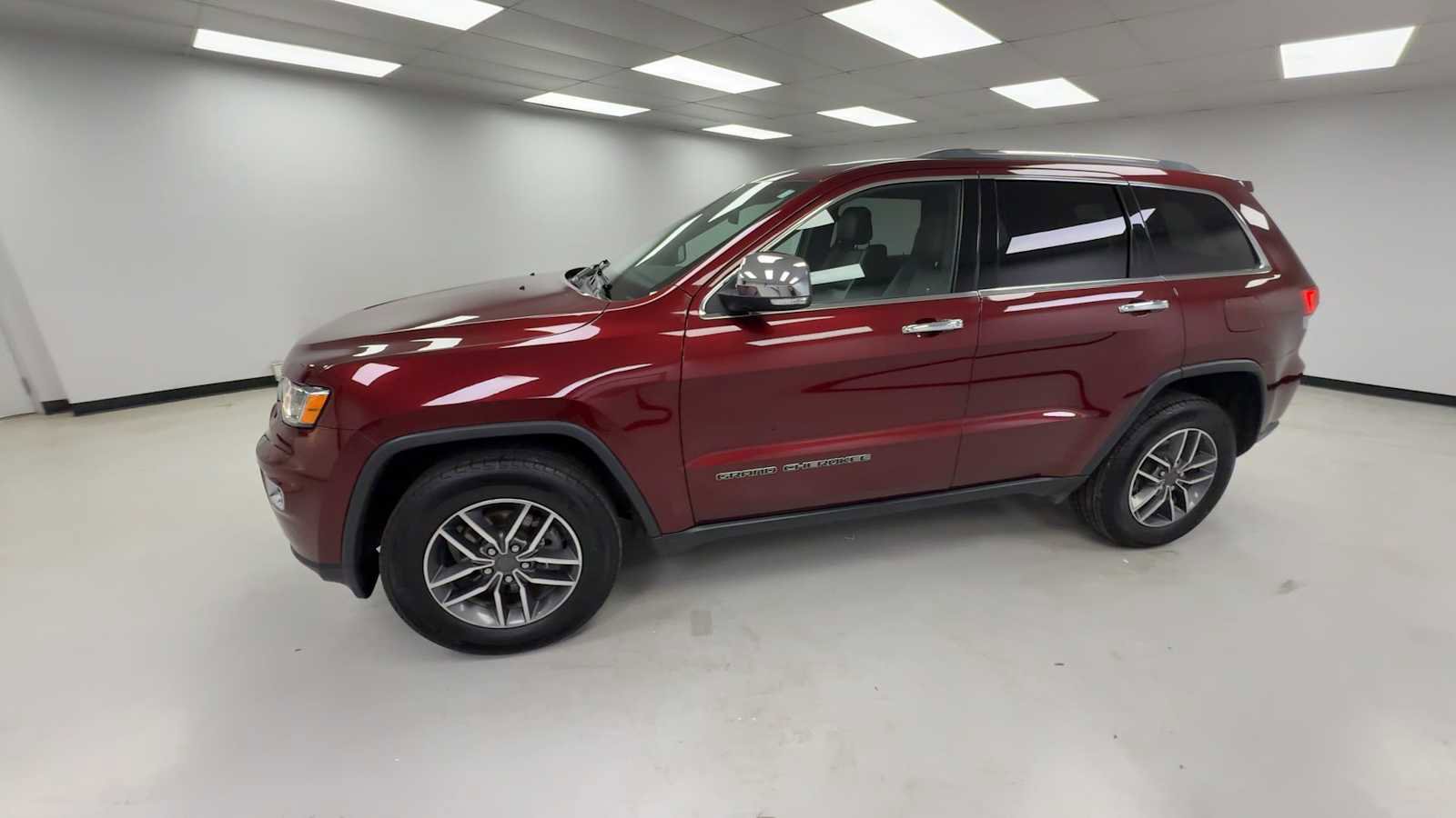 Used 2019 Jeep Grand Cherokee Limited AWD/4WD image 5