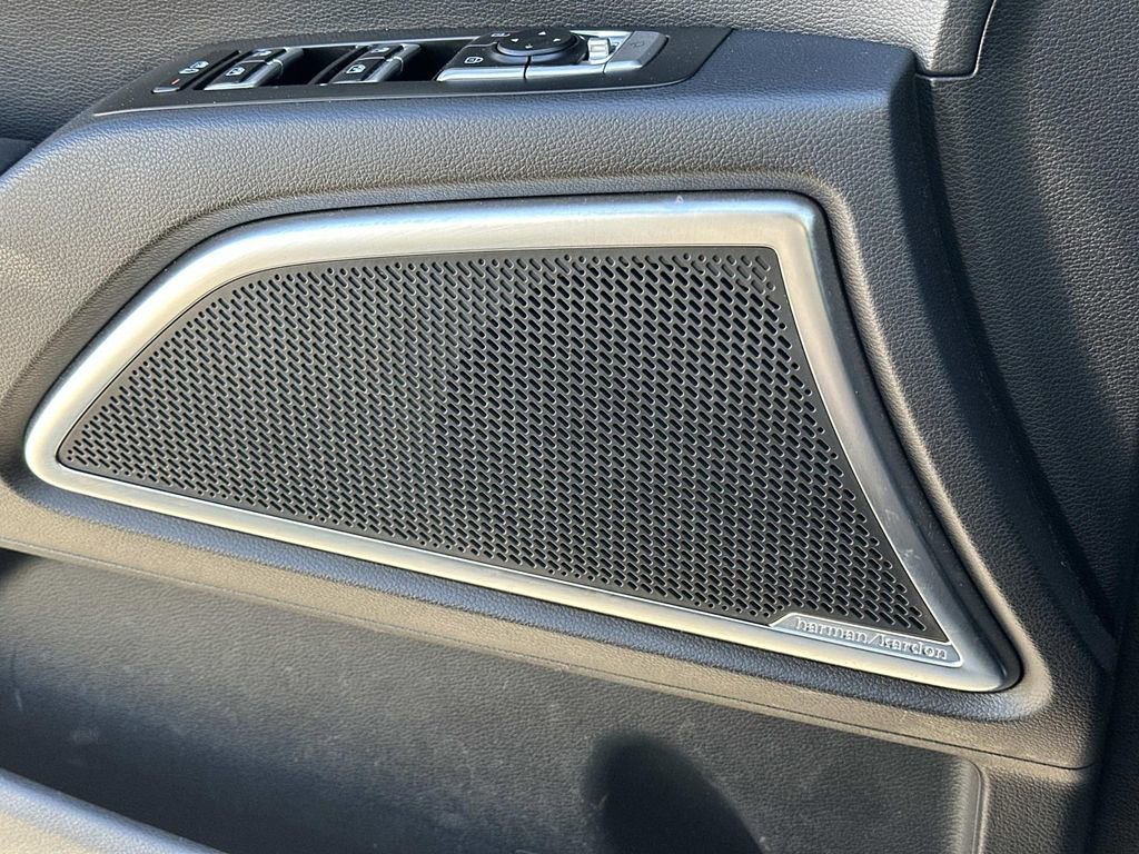 Used 2022 Kia Telluride SX w/ Towing Package image 26