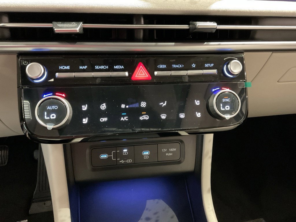 New 2026 Hyundai Tucson Limited AWD/4WD image 17
