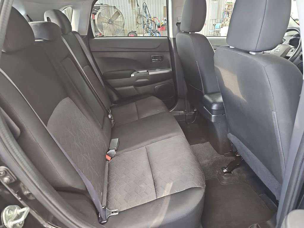 Used 2021 Mitsubishi Outlander Sport SE FWD image 11