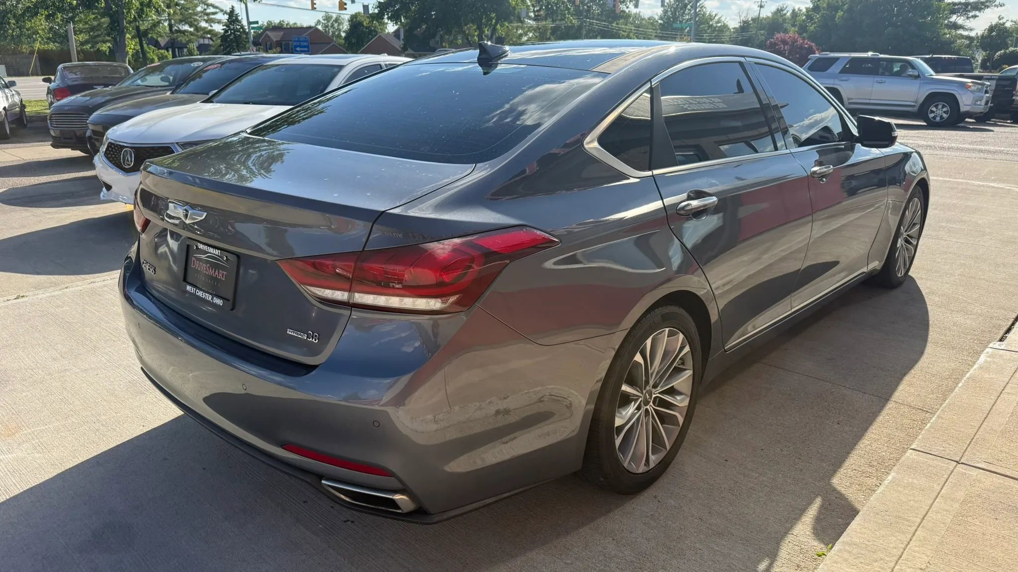 Used 2016 Hyundai Genesis 3.8 w/ Option Group 04 AWD/4WD image 3