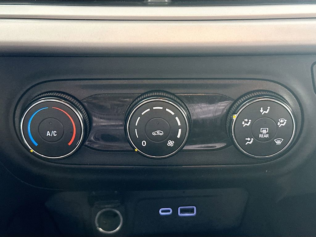 Used 2024 Chevrolet Trax LS image 16