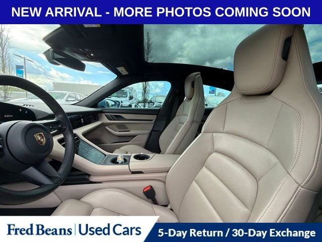 Used 2024 Porsche Taycan image 19
