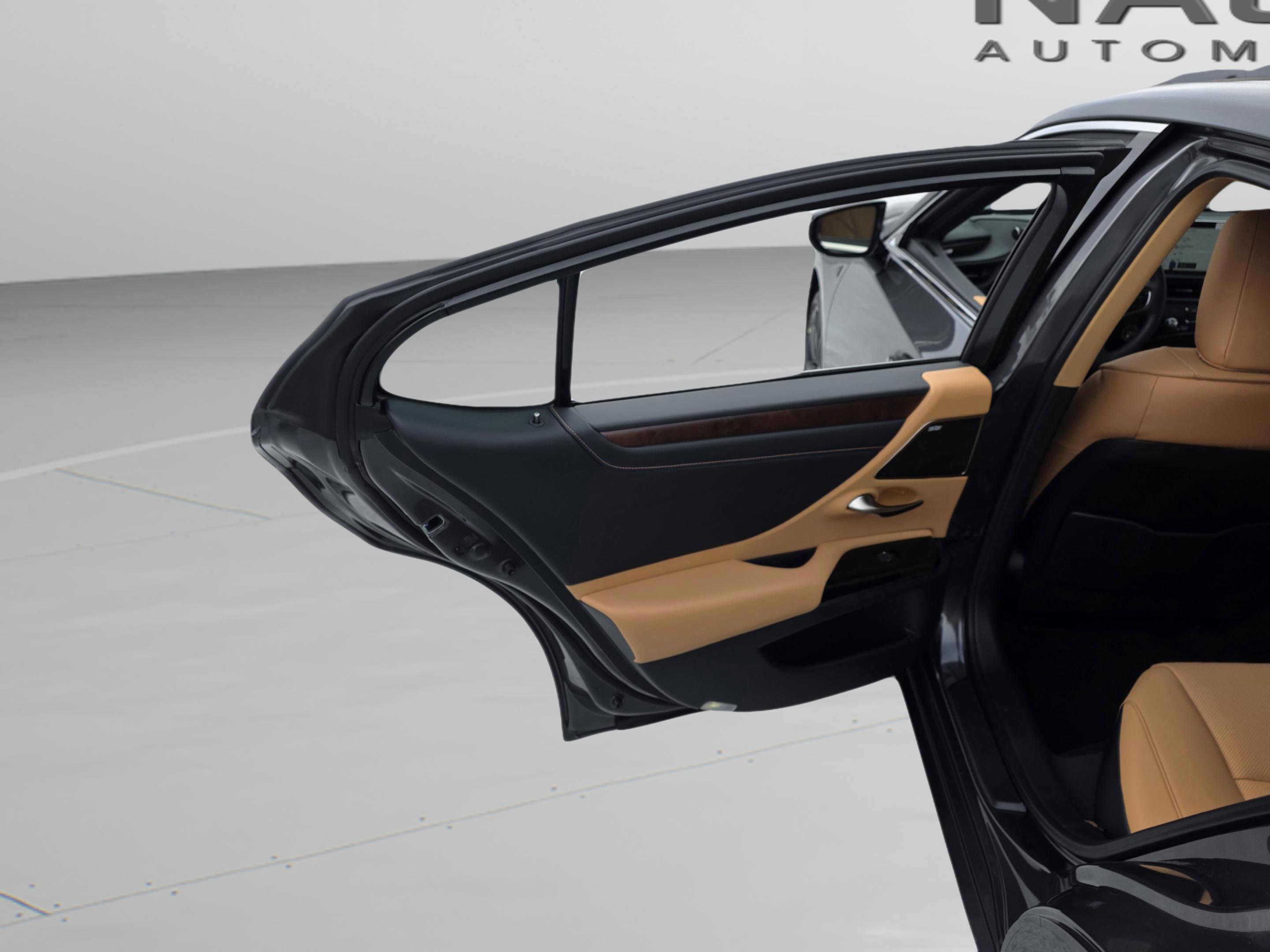 New 2025 Lexus ES 350 350 image 29