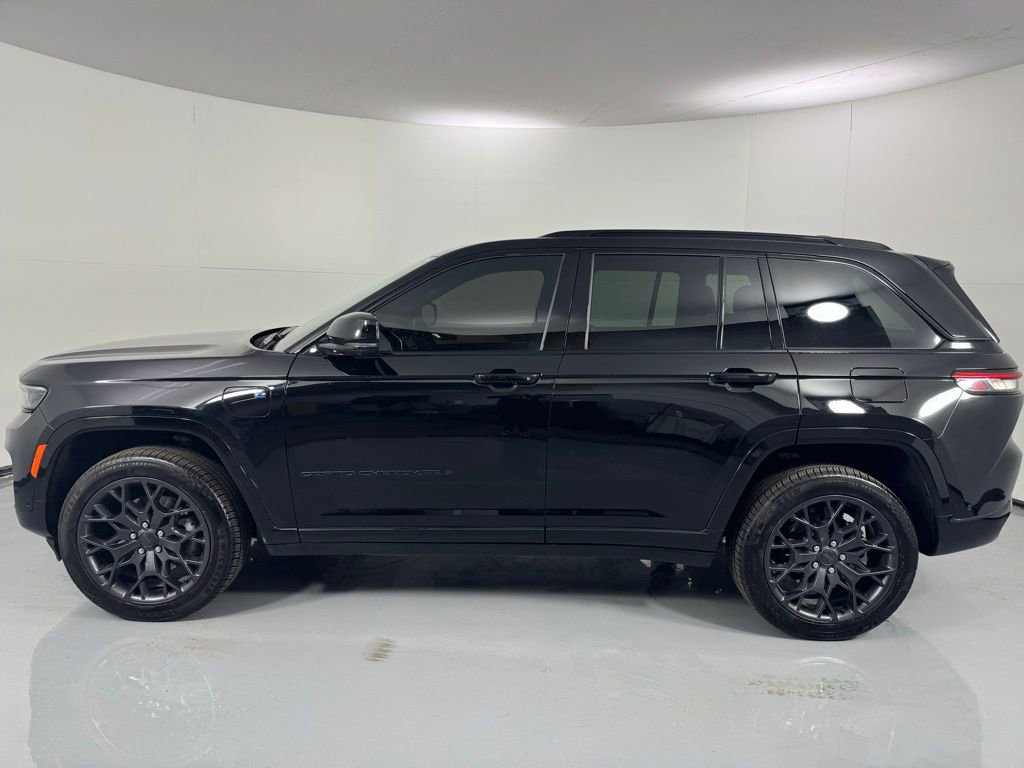 Used 2023 Jeep Grand Cherokee Summit image 8