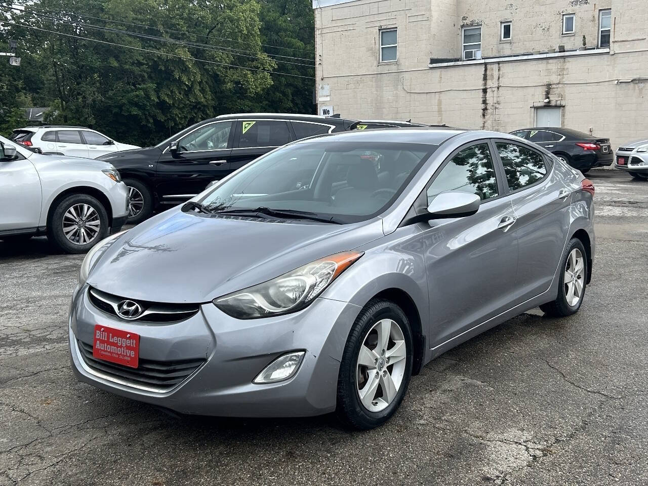 Used 2013 Hyundai Elantra GLS w/ Preferred Pkg FWD image 2