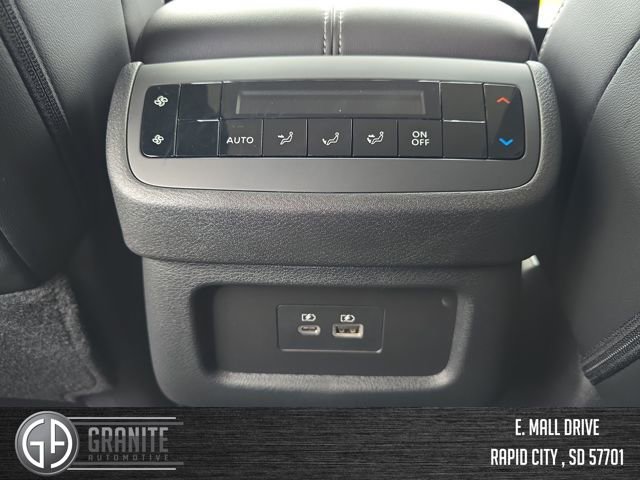 New 2025 Nissan Pathfinder SL AWD/4WD image 34