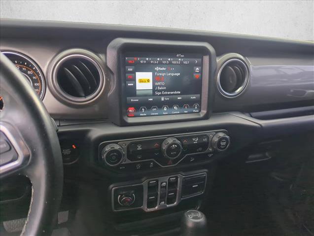 Used 2018 Jeep Wrangler Unlimited Sahara image 9