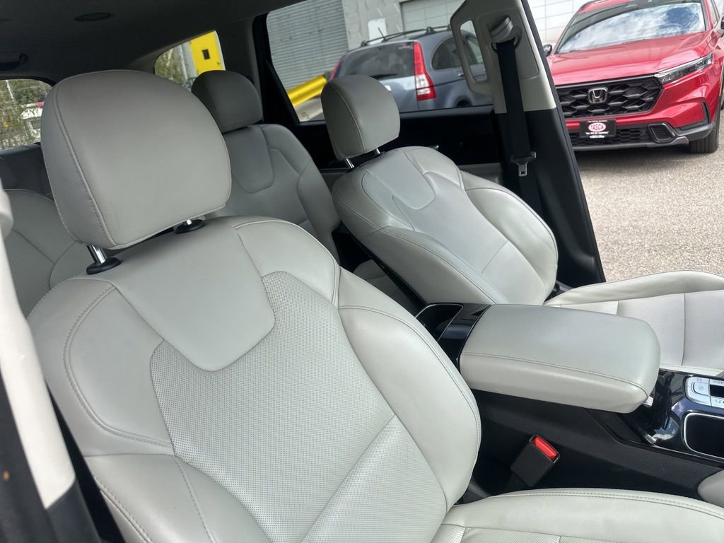 Used 2021 Kia Telluride S image 38