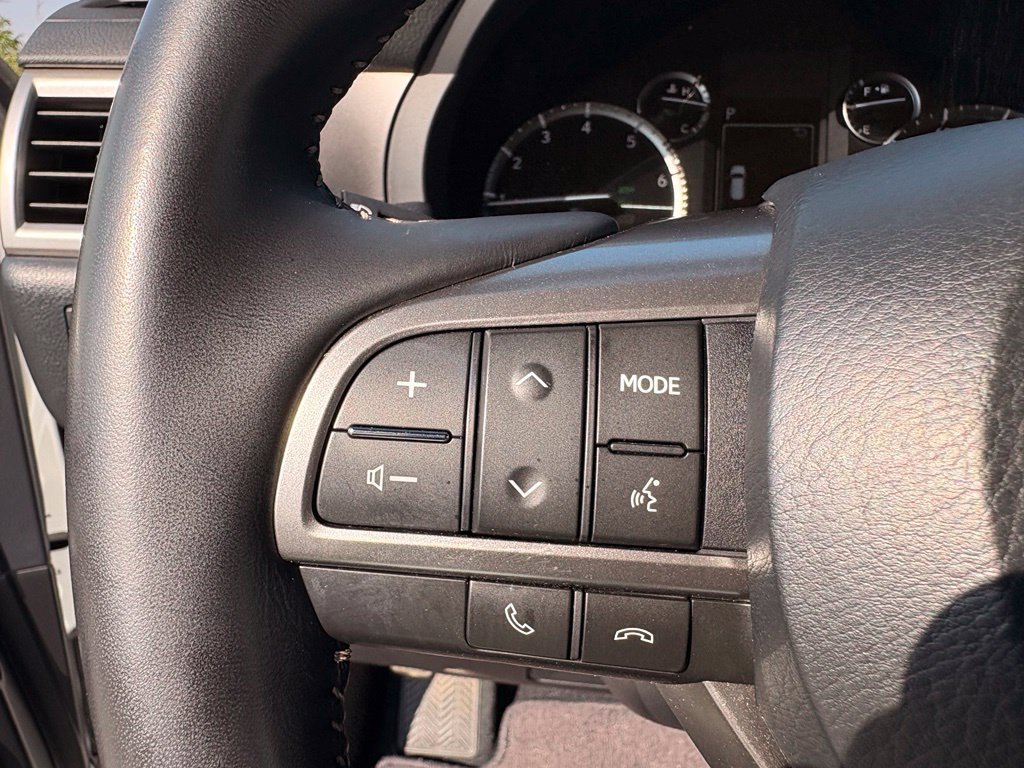 Used 2023 Lexus GX 460 Premium w/ Premium Plus Package AWD/4WD image 38