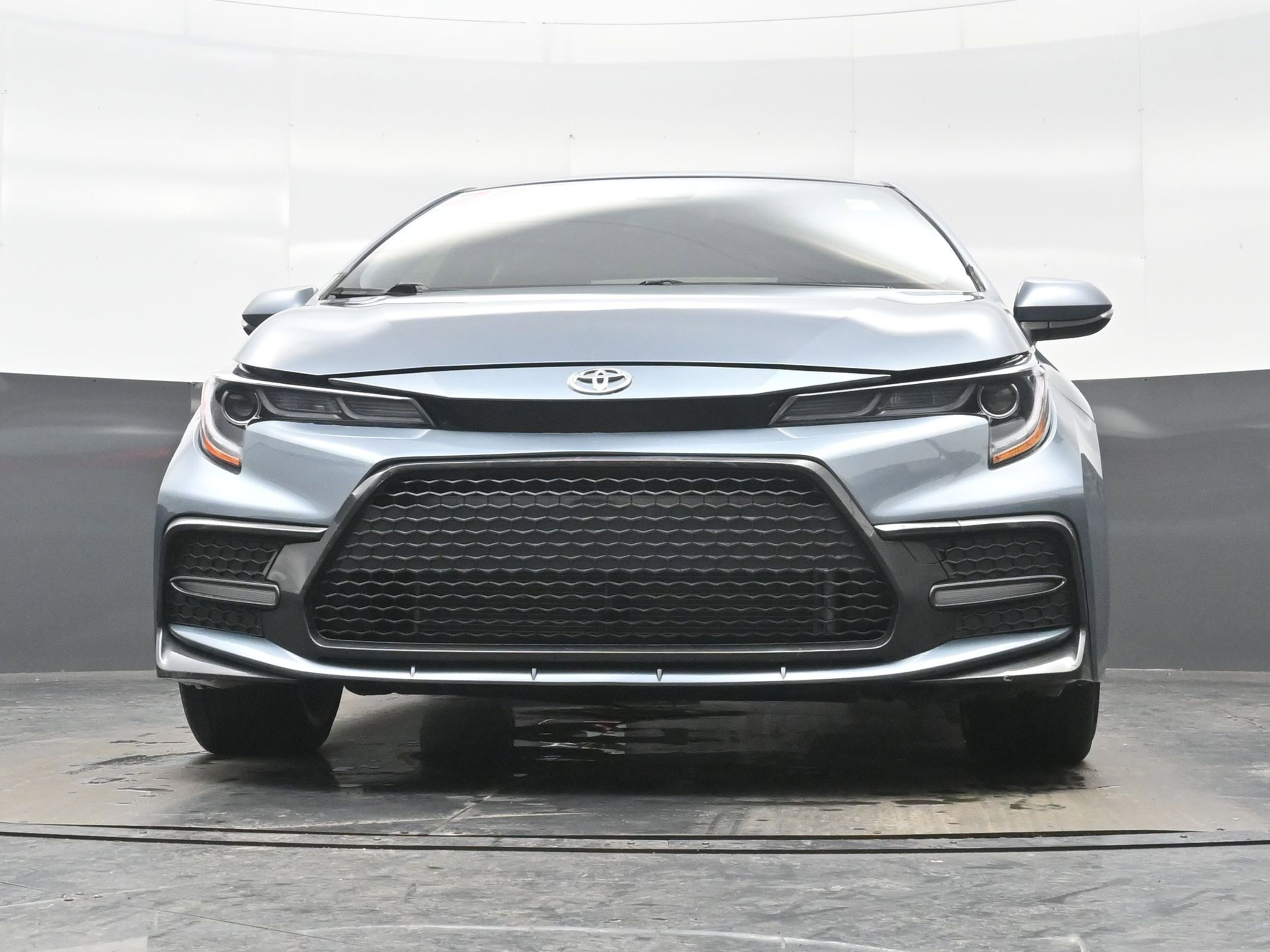Used 2020 Toyota Corolla SE image 25