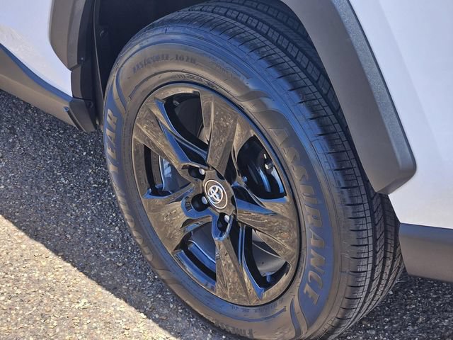 Used 2019 Toyota RAV4 XLE w/ Convenience Package FWD image 8