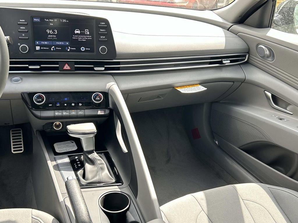 New 2026 Hyundai Elantra Sport image 22