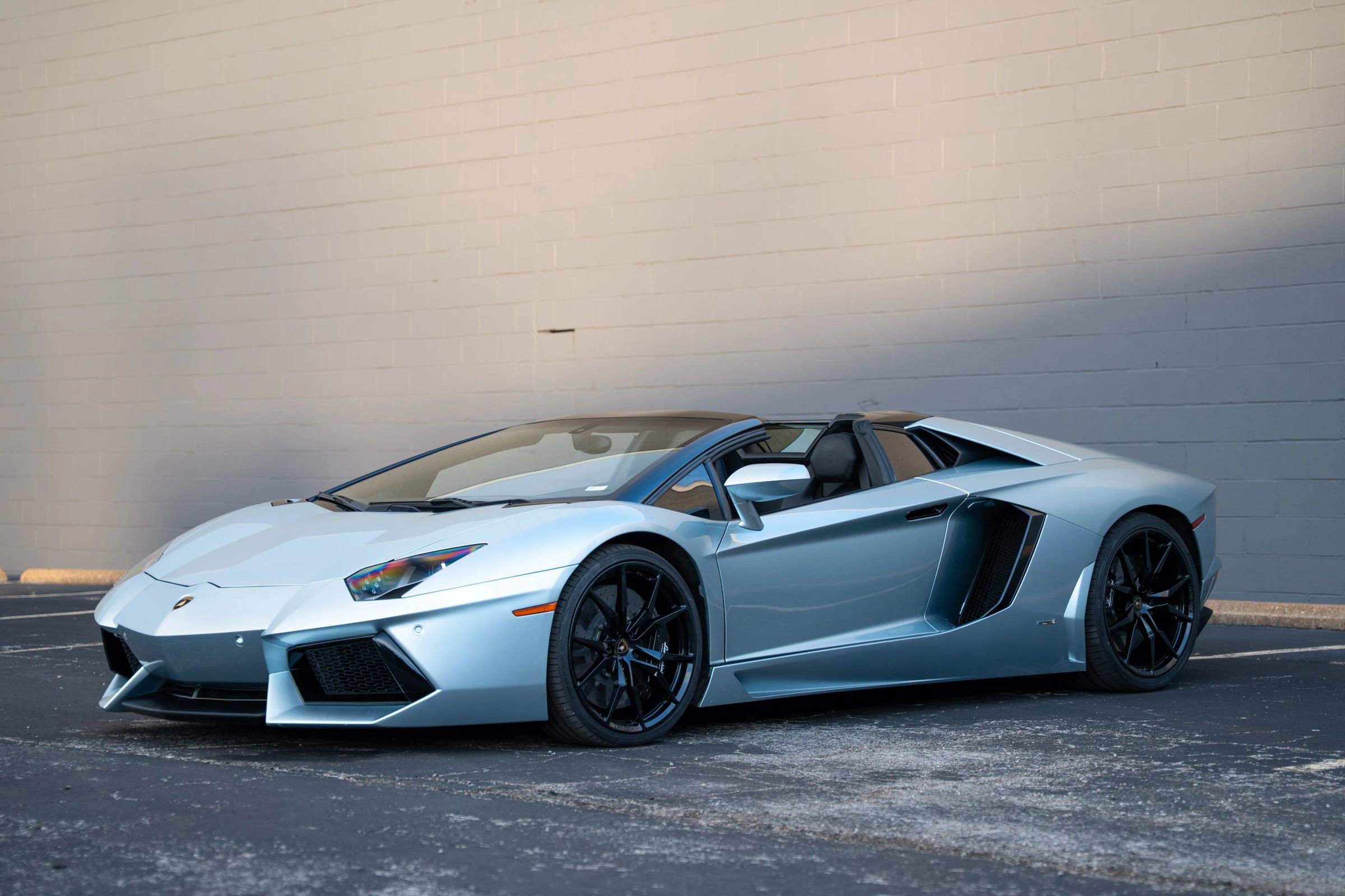 Used 2013 Lamborghini Aventador LP 700-4 image 21