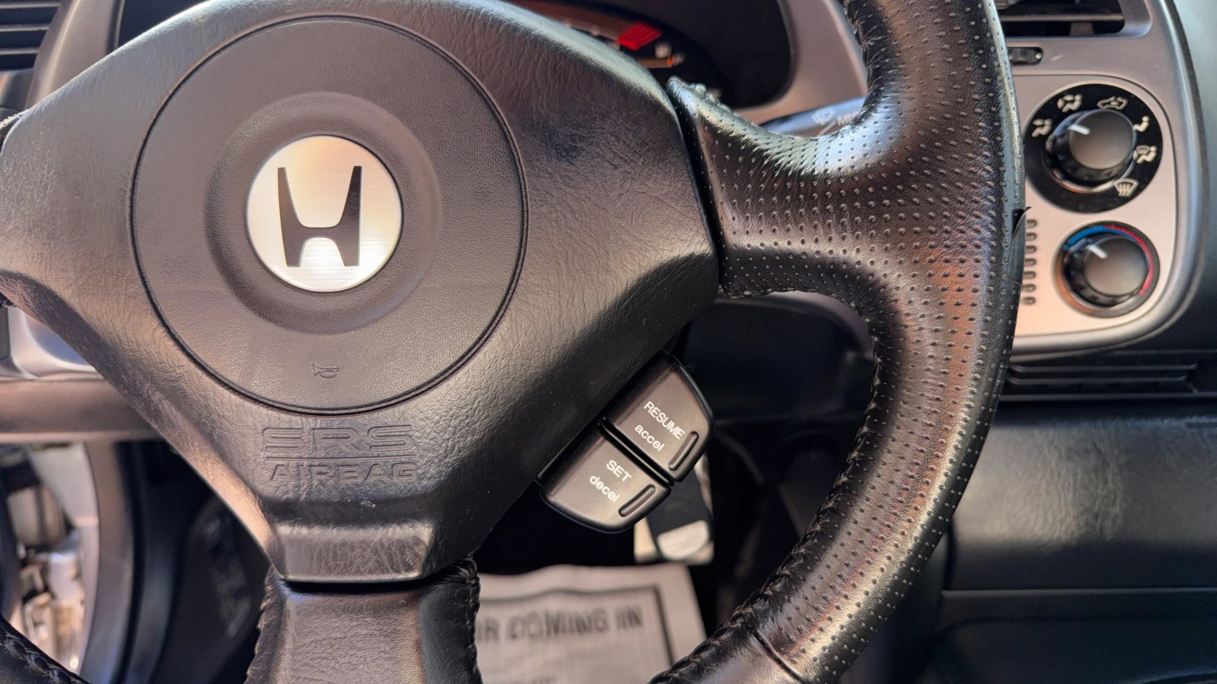 Used 2002 Honda S2000 image 25