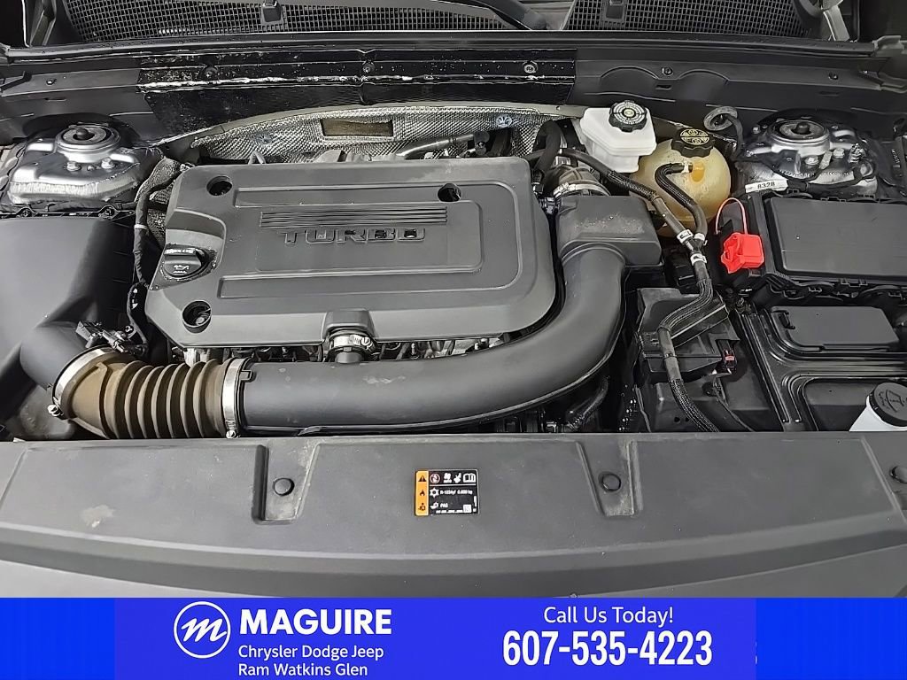 Used 2021 Buick Envision Avenir w/ Technology Package II FWD image 16