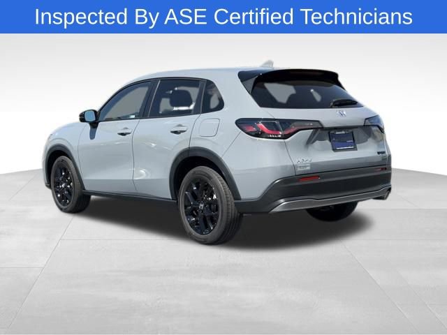 Used 2024 Honda HR-V Sport image 4