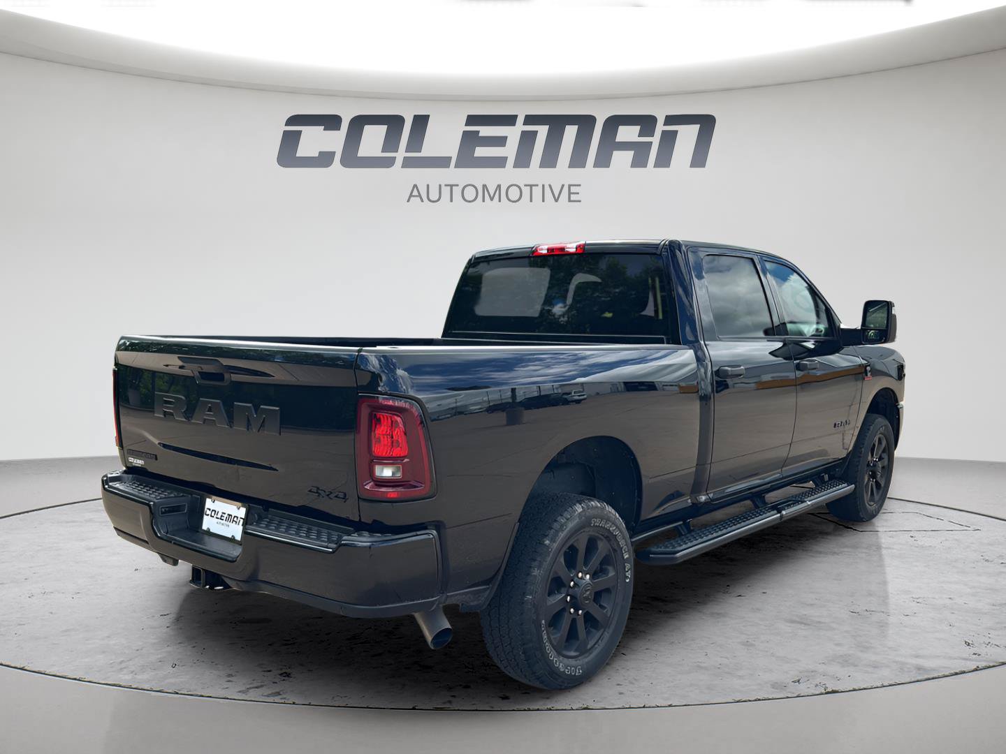 Used 2025 RAM 2500 Big Horn AWD/4WD image 5