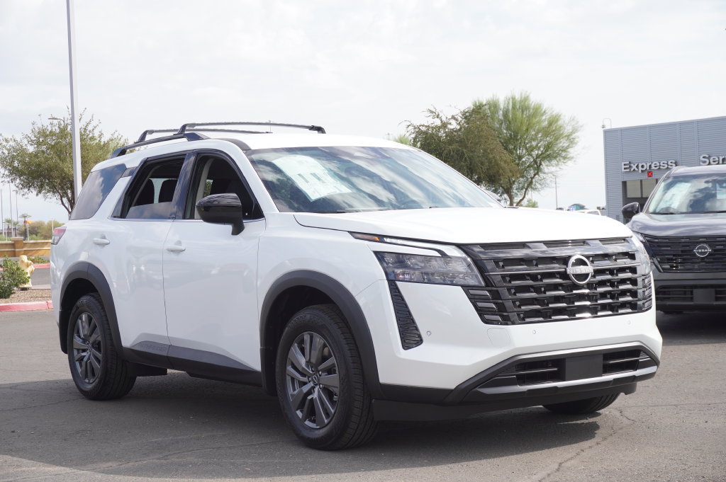 New 2026 Nissan Pathfinder SV FWD image 4