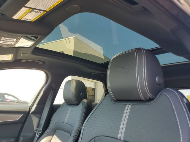 Certified 2026 Jaguar F-PACE R-Dynamic S AWD/4WD image 20