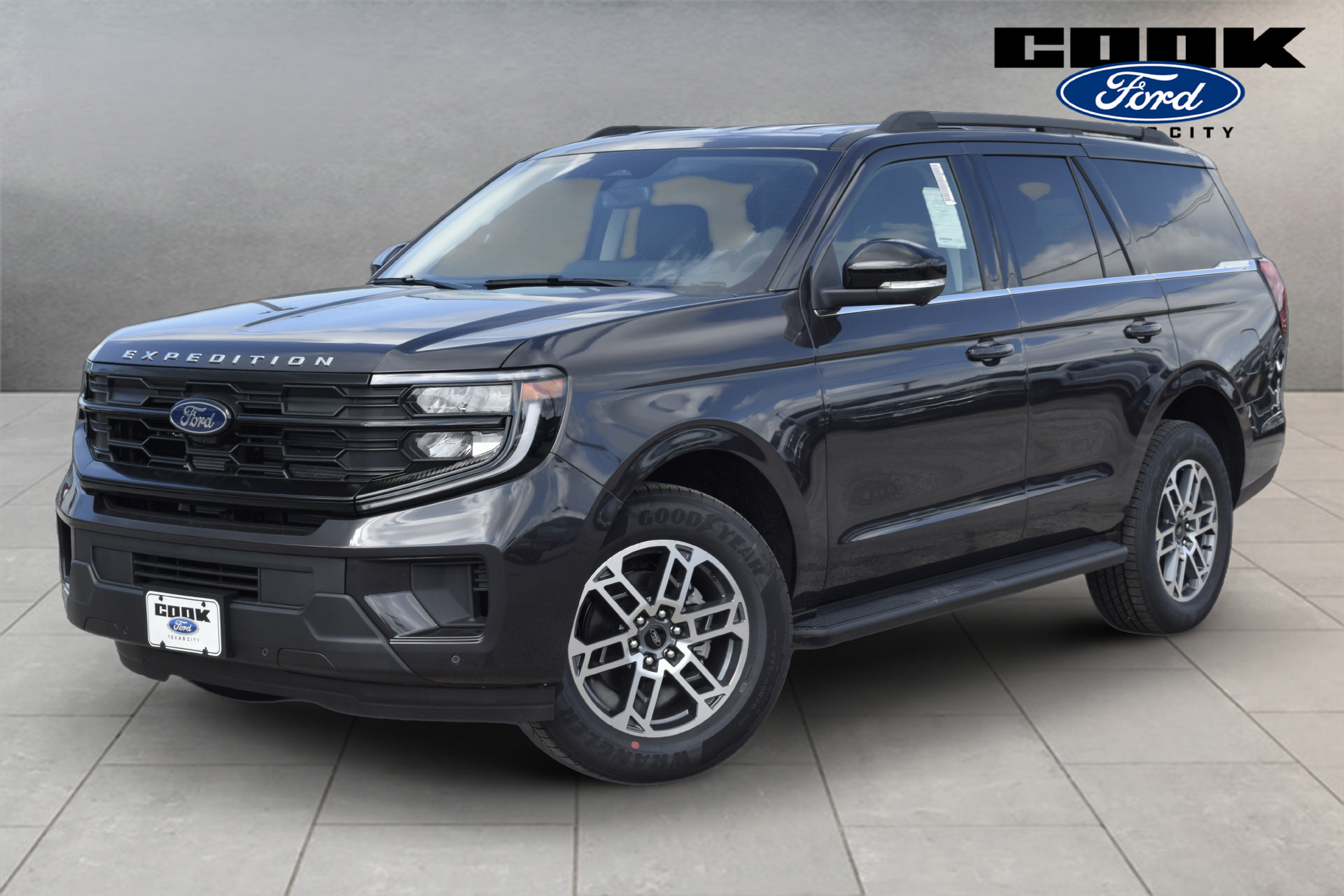 New 2026 Ford Expedition Active RWD image 1