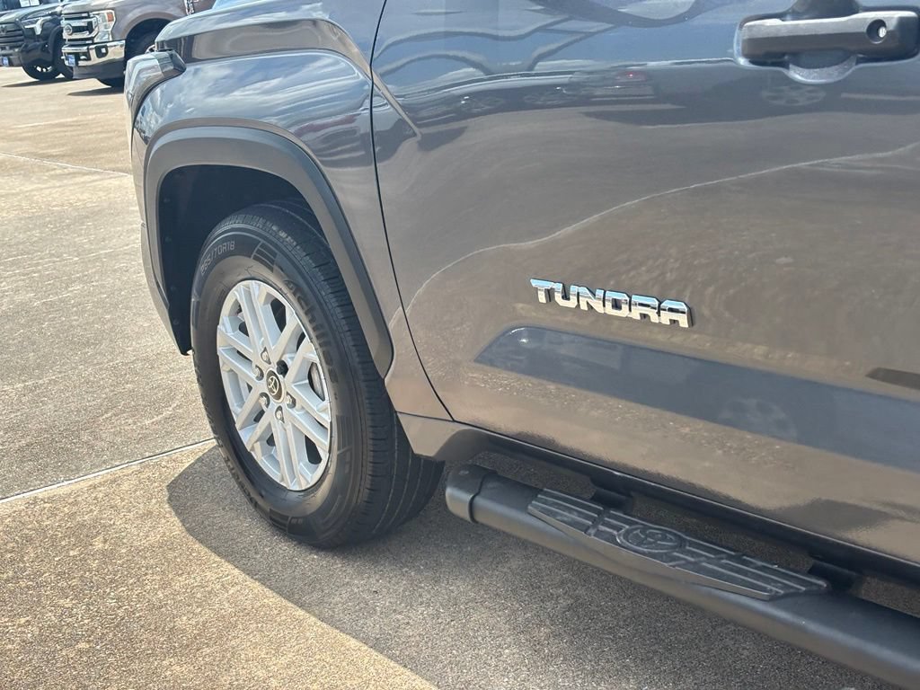 Used 2022 Toyota Tundra SR5 w/ Convenience Package RWD image 13