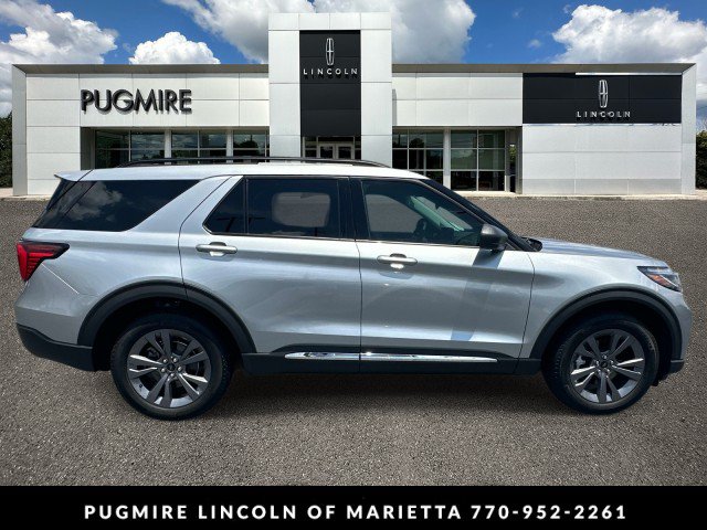Used 2025 Ford Explorer Active w/ Active Comfort Package AWD/4WD image 8