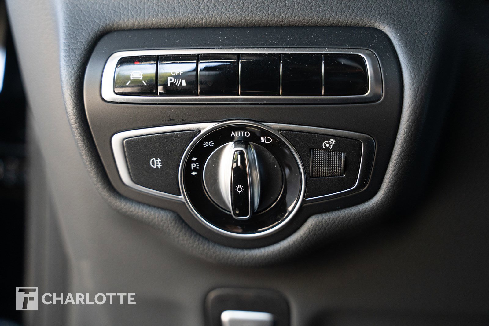 Used 2024 Mercedes-Benz G 550 image 25