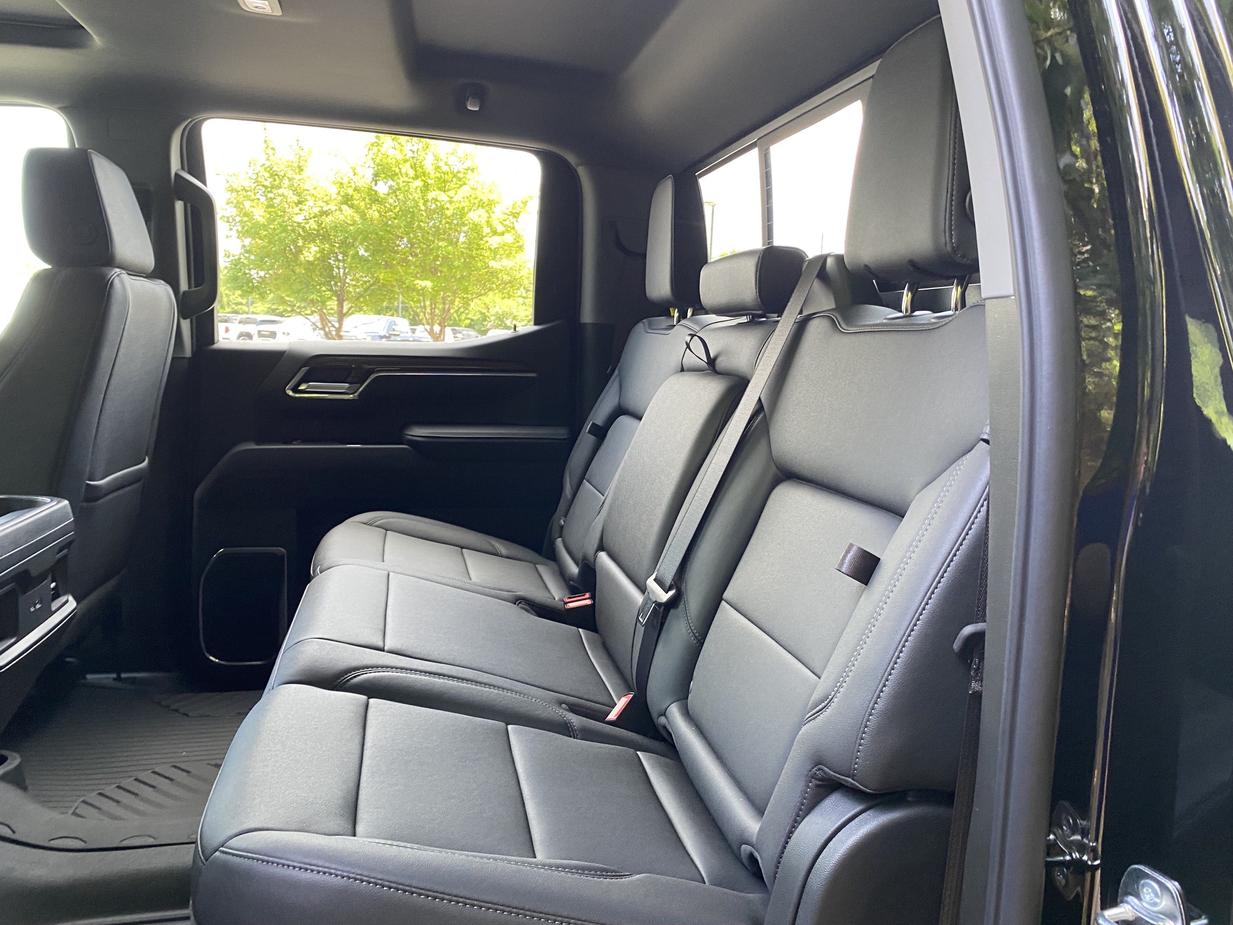 New 2026 Chevrolet Silverado 1500 LT Trail Boss w/ Convenience Package II AWD/4WD image 40