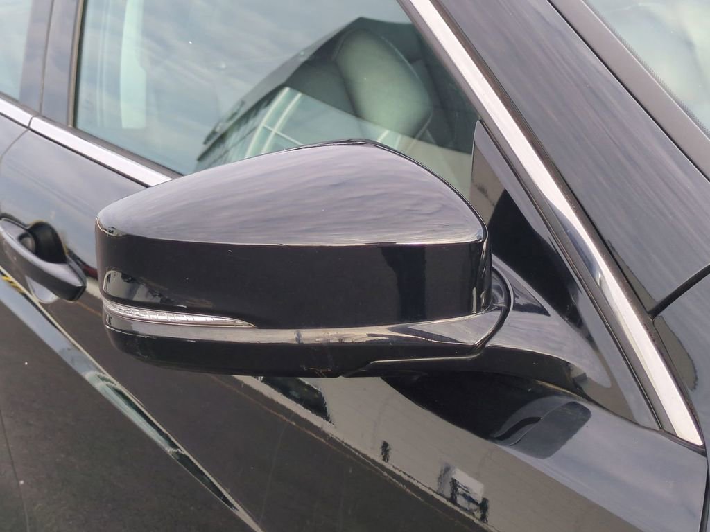 Used 2020 Acura TLX image 12