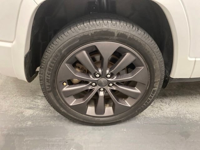 Used 2021 Jeep Cherokee High Altitude AWD/4WD image 33