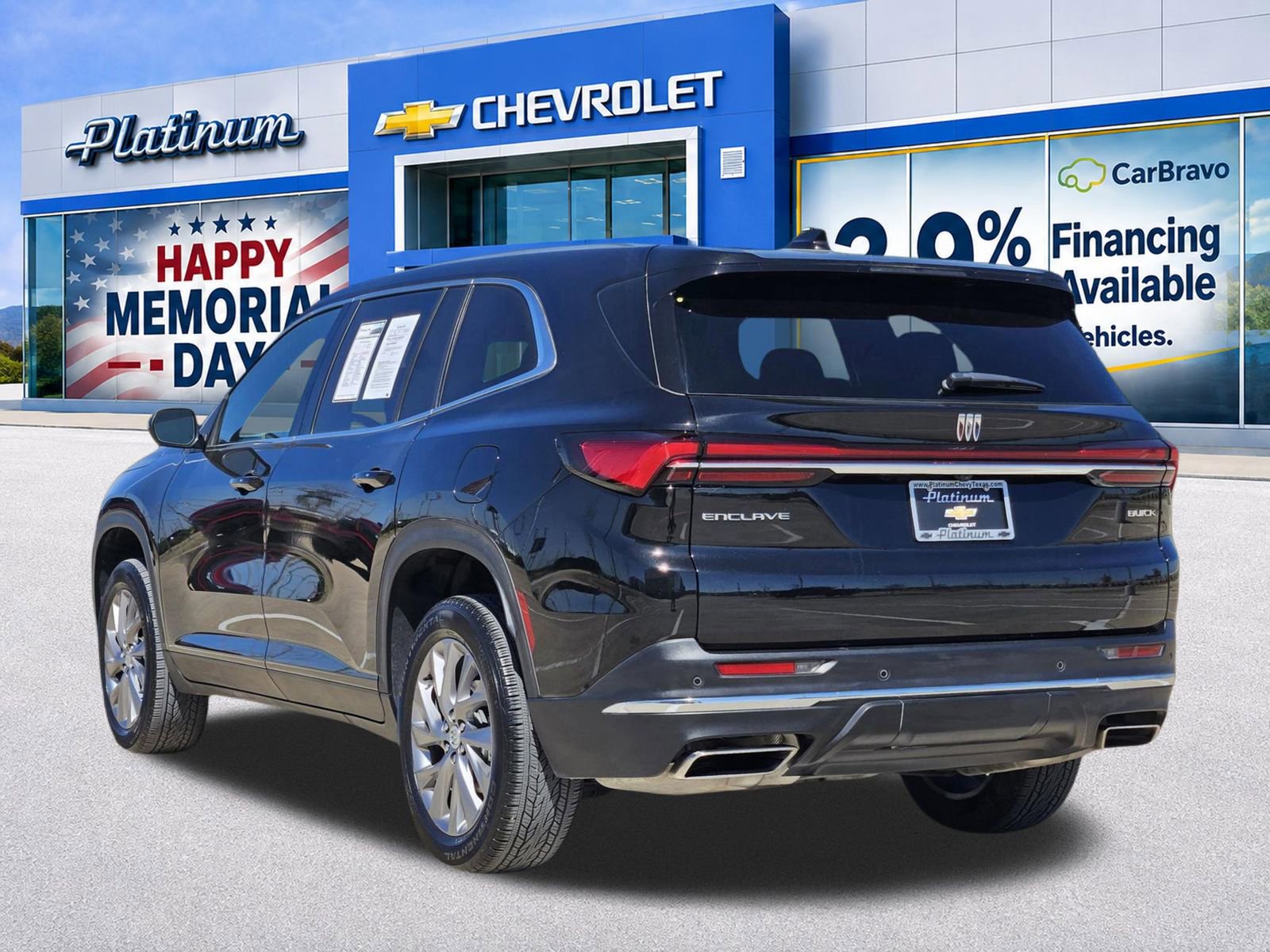 Used 2025 Buick Enclave Preferred FWD image 4